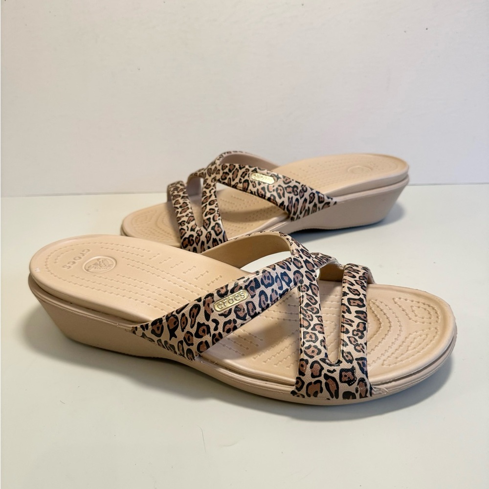 Crocs Patricia II Leopard Wedge Sandals Women's Size 10